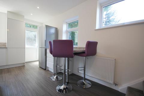 3 bedroom terraced house for sale, Farm Road, Weaverham, CW8