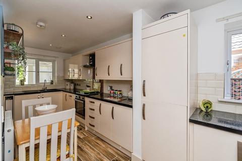 2 bedroom bungalow for sale, Hodson Close, West Midlands WV11