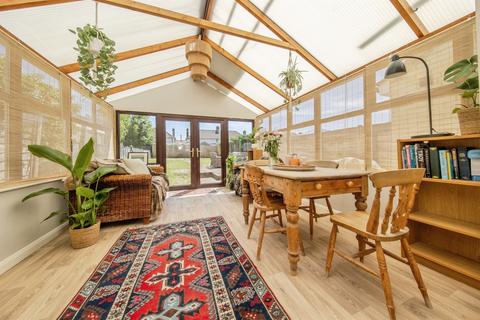 2 bedroom semi-detached house for sale, Scott Road, Ipswich