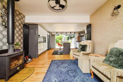 3 bedroom bungalow for sale, Homefield Road, Drayton, Portsmouth, Hampshire, PO6