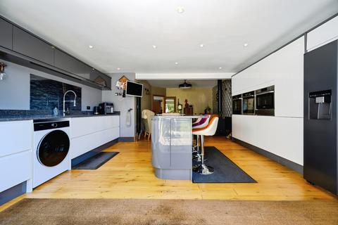 3 bedroom bungalow for sale, Homefield Road, Drayton, Portsmouth, Hampshire, PO6