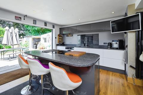 3 bedroom bungalow for sale, Homefield Road, Drayton, Portsmouth, Hampshire, PO6