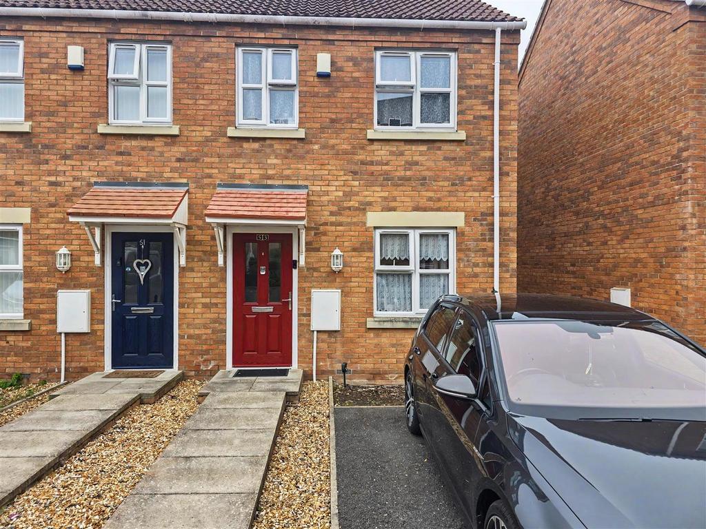 2 bedroom semi-detached house to rent