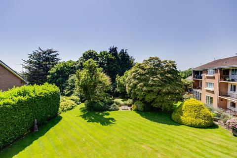 2 bedroom flat for sale, Brooklea Park, Lisvane, Cardiff