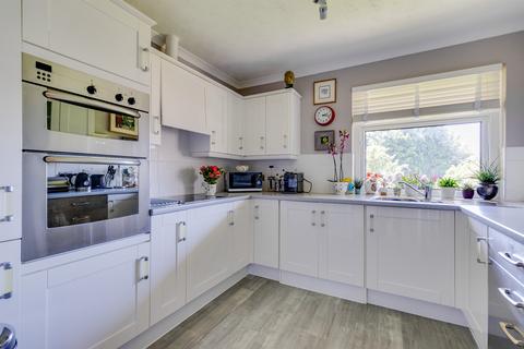 2 bedroom flat for sale, Brooklea Park, Lisvane, Cardiff