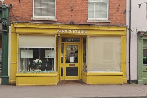 Retail property (high street) to rent, 7 Old St Worcester WR8 0HN