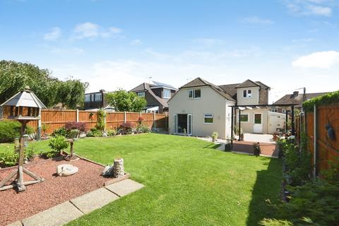 3 bedroom detached bungalow for sale, Vauxhall Drive, BRAINTREE