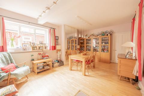 5 bedroom detached house for sale, Fairfield Road, Saxmundham