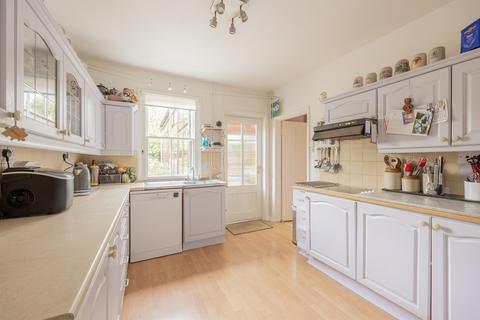 5 bedroom detached house for sale, Fairfield Road, Saxmundham