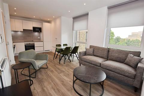 2 bedroom flat to rent, Medawar Drive, Wolff House, NW7