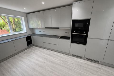 6 bedroom semi-detached house to rent, Bedford Road, Mill Hill, NW7