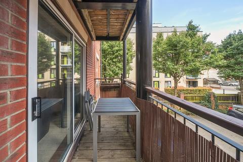 2 bedroom flat to rent, Briton Street, Hampshire SO14