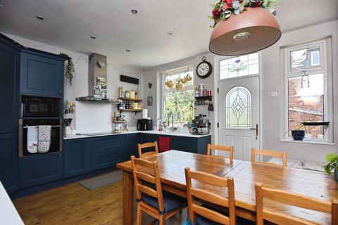 4 bedroom semi-detached house for sale, Morris Grove, Leeds