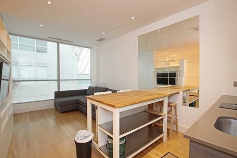 Studio to rent, Staines Road, Hounslow TW3