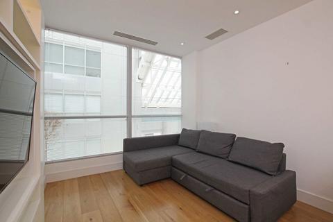 Studio to rent, Staines Road, Hounslow TW3