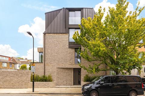 London W5