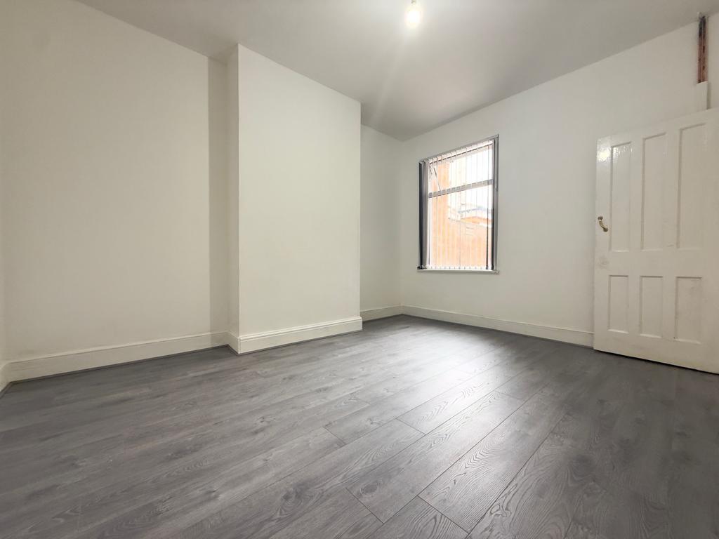 House in Birmingham, West Midlands - View 3