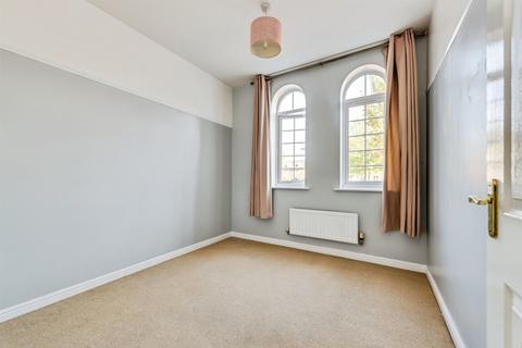 2 bedroom ground floor flat for sale, Alicia Close, Swindon
