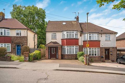 Linthorpe Road, Cockfosters, EN4