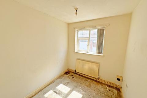 2 bedroom ground floor flat for sale, Flat 2, Ellis Court,  Cavendish Road, Skegness, PE25 2QP