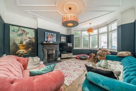 4 bedroom end of terrace house to rent, All Souls Avenue, London NW10