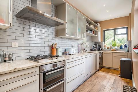 4 bedroom end of terrace house to rent, All Souls Avenue, London NW10