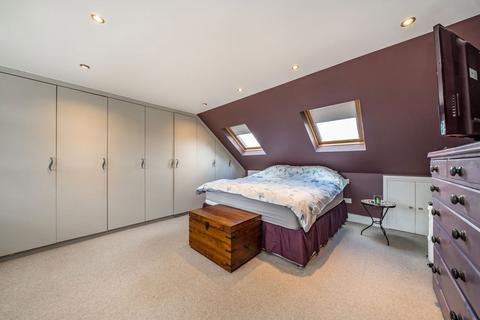 4 bedroom end of terrace house to rent, All Souls Avenue, London NW10