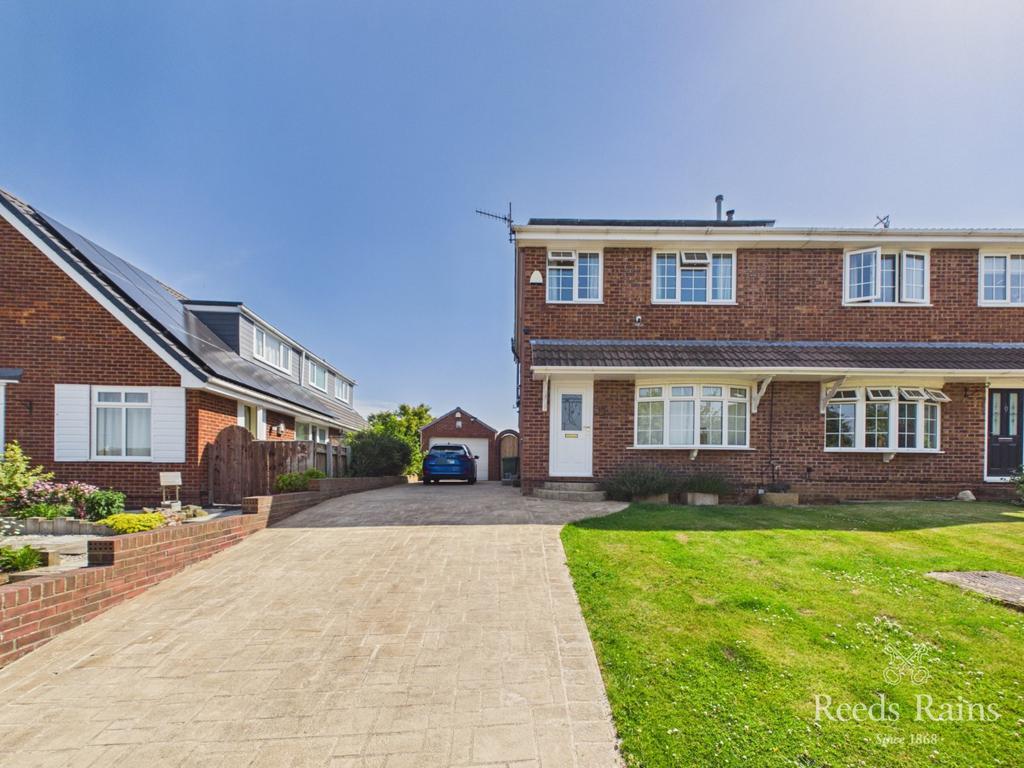 Lauderdale Drive, North Yorkshire TS14 3 bed semi-detached house for ...