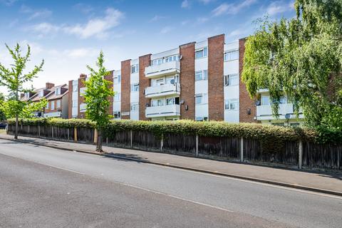90 Bishopsford Road, Morden, SM4
