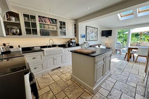 4 bedroom semi-detached house for sale, Shackleford, Godalming