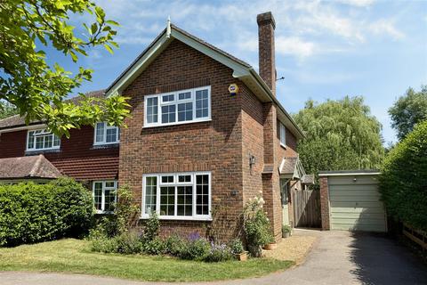 4 bedroom semi-detached house for sale, Shackleford, Godalming