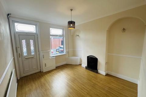 2 bedroom house to rent, Goldenhill Road, Stoke-on-Trent, ST4