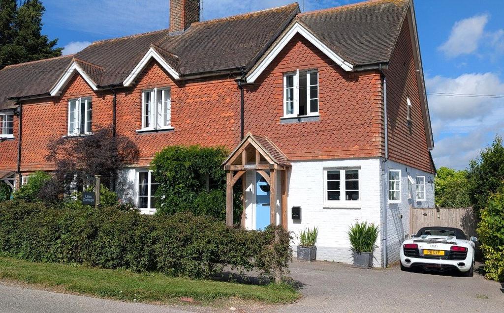 4 bedroom semi-detached house for sale