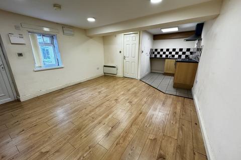 1 bedroom ground floor flat to rent, Windsor Road, Wolverhampton WV4
