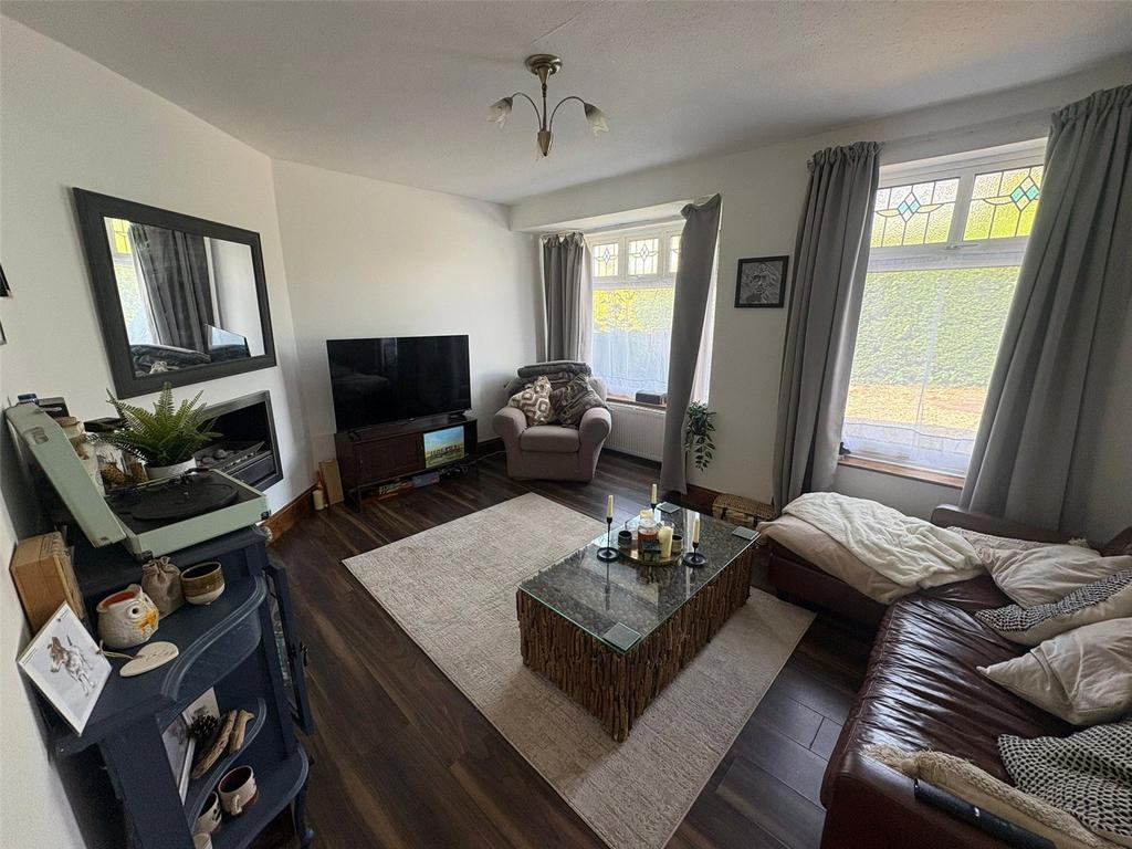 Burley Crest, Bristol, Gloucestershire, BS16 - View 4