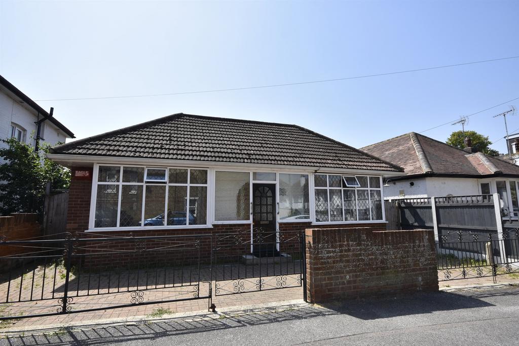 5 bedroom detached bungalow for sale