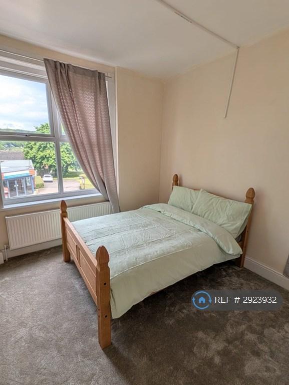 Upperthorpe Road, Sheffield, S6 - More