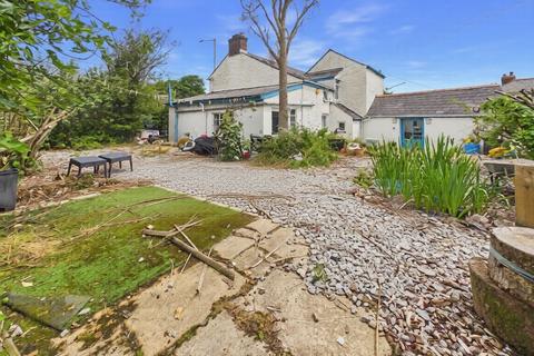 5 bedroom cottage for sale, Lanner Moor, Redruth - Generous accommodation