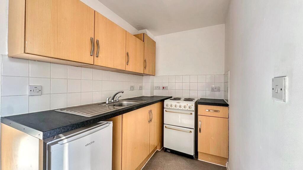 Apartment in Bristol, St Jude's, Easton - View 4
