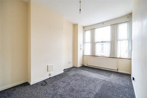 2 bedroom apartment for sale, Chapter Road, London