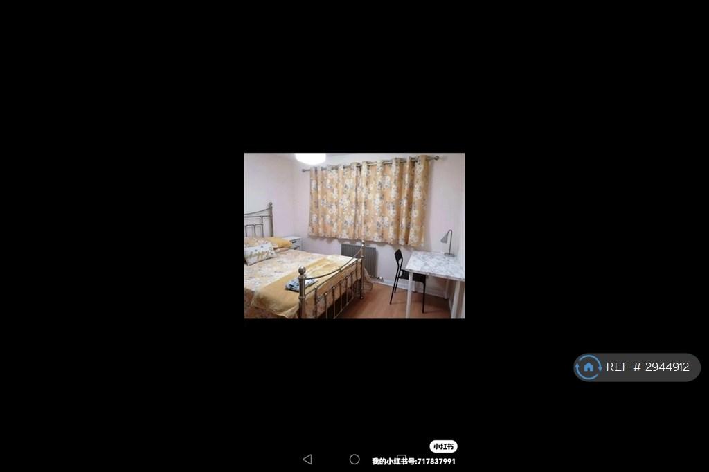 Apartment in Glasgow - View 2