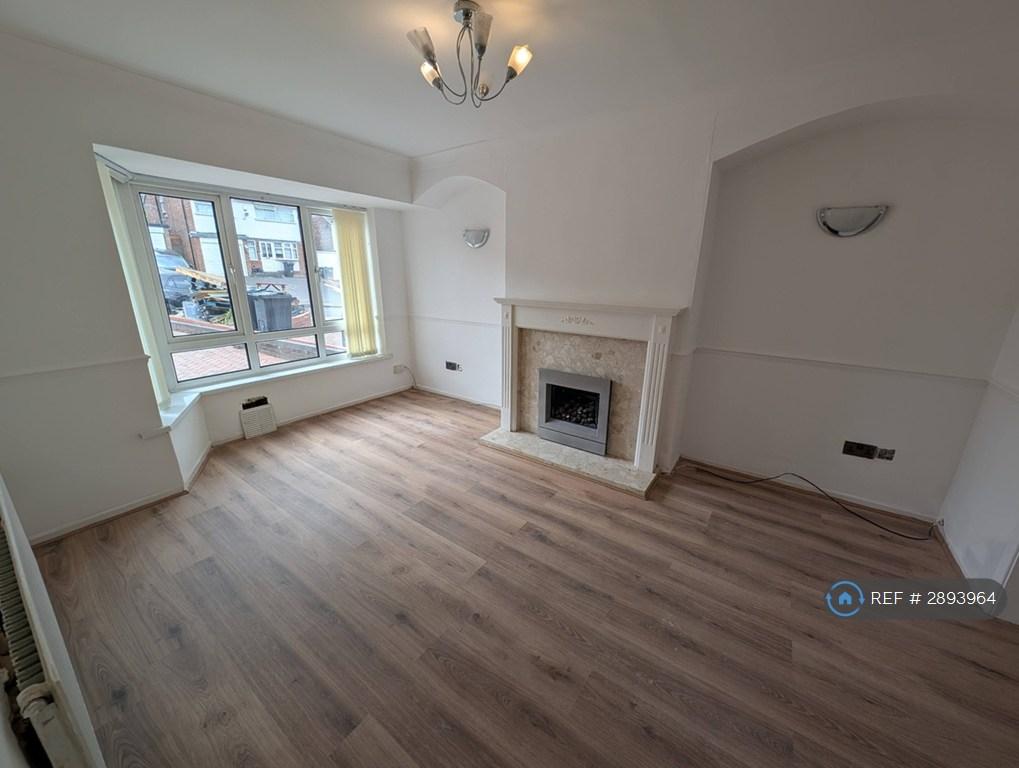 Hough Road, Birmingham, B14 – pohled 2