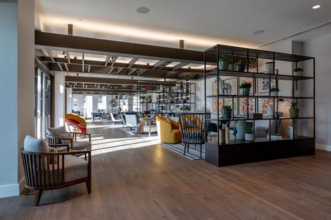undefined, George Street, London, E14
