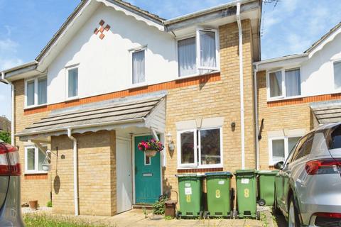 2 bedroom terraced house for sale, Sandpiper Drive, Erith, DA8