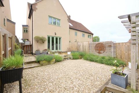 3 bedroom end of terrace house for sale, Splendid three bedroom house, Street, BA16 0NH