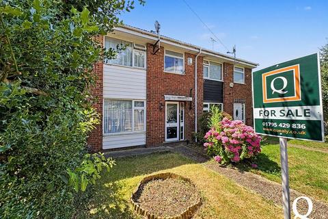 3 bedroom terraced house for sale, Heather Close, Sittingbourne, Kent, ME10