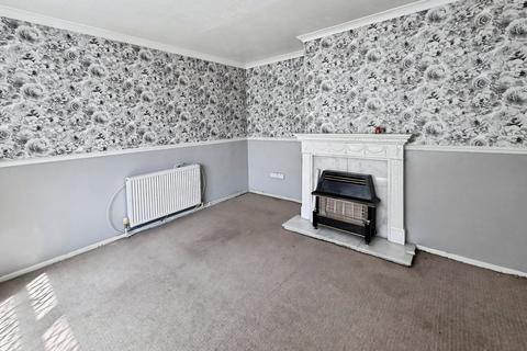 3 bedroom semi-detached house for sale, Foldings Parade, Scholes, Cleckheaton, BD19