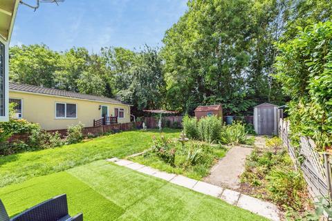 1 bedroom bungalow for sale, Brook Meadow, Wroughton, Swindon, Wiltshire, SN4