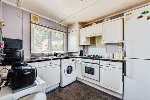 1 bedroom bungalow for sale, Brook Meadow, Wroughton, Swindon, Wiltshire, SN4