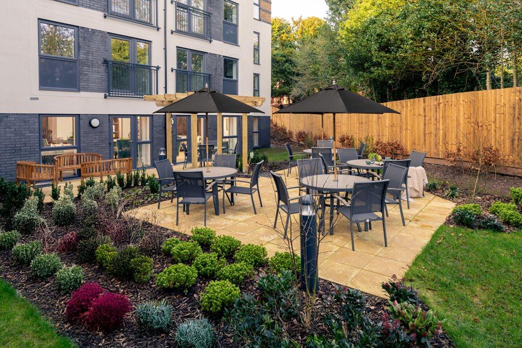House in Birmingham, Sutton Coldfield - More